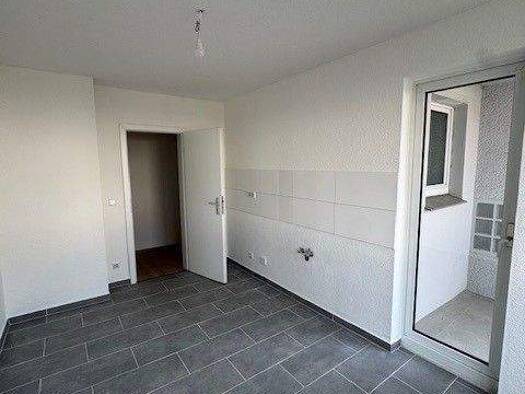 Wohnung zur Miete 510 € 2,5 Zimmer 56,5 m² 2. Geschoss frei ab 01.03.2026 Dümpten Mülheim an der Ruhr 45475