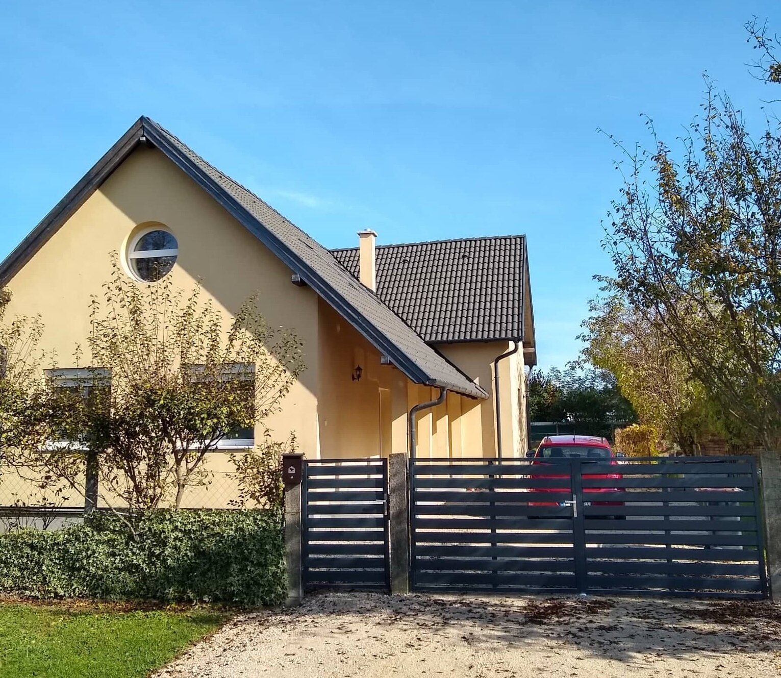 Einfamilienhaus zum Kauf provisionsfrei 235.000 € 5 Zimmer 136 m²<br/>Wohnfläche 769 m²<br/>Grundstück Tét 9100