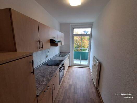Wohnung zur Miete 280 € 2 Zimmer 50,7 m² Robert Koch Str. 38 Reusa Plauen 08529