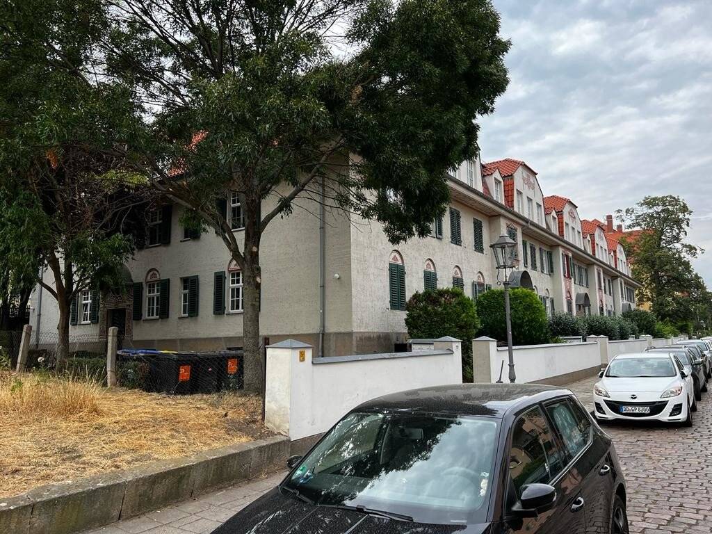 Property thumbnail 3