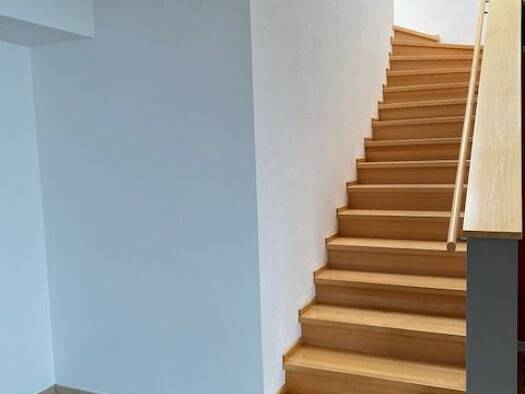 Penthouse zur Miete 1.170 € 5 Zimmer 229 m² Geschoss 2/3 frei ab sofort Bad Windsheim 91438