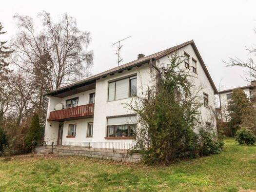 Einfamilienhaus zum Kauf 299.000 € 8 Zimmer 220 m² 1.615 m² Grundstück Hals Passau 94034