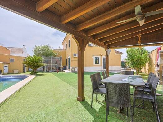 Haus zum Kauf 439.900 € 175 m² 464 m² Grundstück Alcalá de Guadaira 41500
