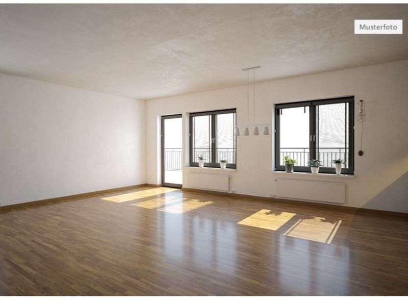 Wohnung zur Zwangsversteigerung provisionsfrei 155.000 € 2 Zimmer 55 m²<br/>Wohnfläche Krumbach Krumbach 86381