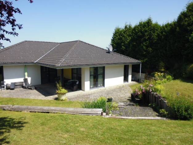 Einfamilienhaus zum Kauf 420.000 € 3 Zimmer 150 m² 886 m² Grundstück frei ab sofort Katlenburg Katlenburg-Lindau 37191