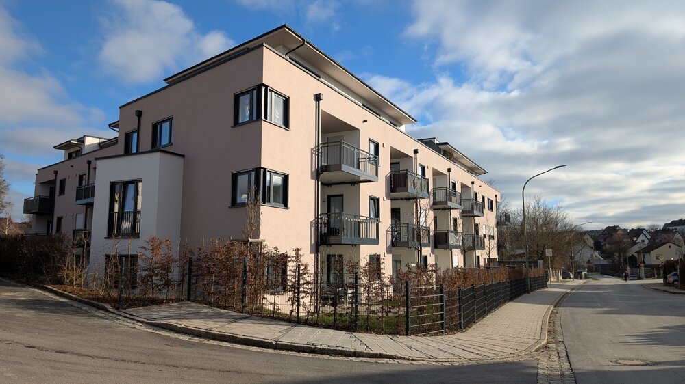 Wohnung zur Miete 1.188 € 4 Zimmer 99 m²<br/>Wohnfläche 1.<br/>Geschoss 01.02.2025<br/>Verfügbarkeit Pegnitz Pegnitz 91257