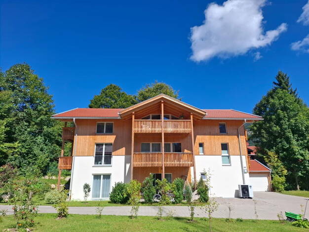Wohnung zur Miete 2.265 € 4 Zimmer 119,2 m² 2. Geschoss frei ab 01.12.2025 Freudenreichweg Neuhaus Schliersee 83727
