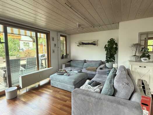 Wohnung zur Miete 1.250 € 2,5 Zimmer 83 m² 1. Geschoss Oberesslingen Esslingen am Neckar 73730