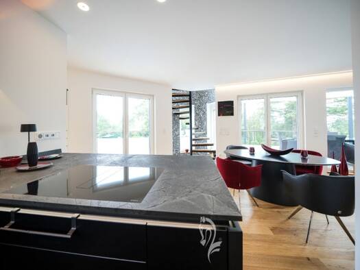 Haus zum Kauf 3 Zimmer 56 m² 1.308 m² Grundstück frei ab sofort Altstadt Würzburg 97080