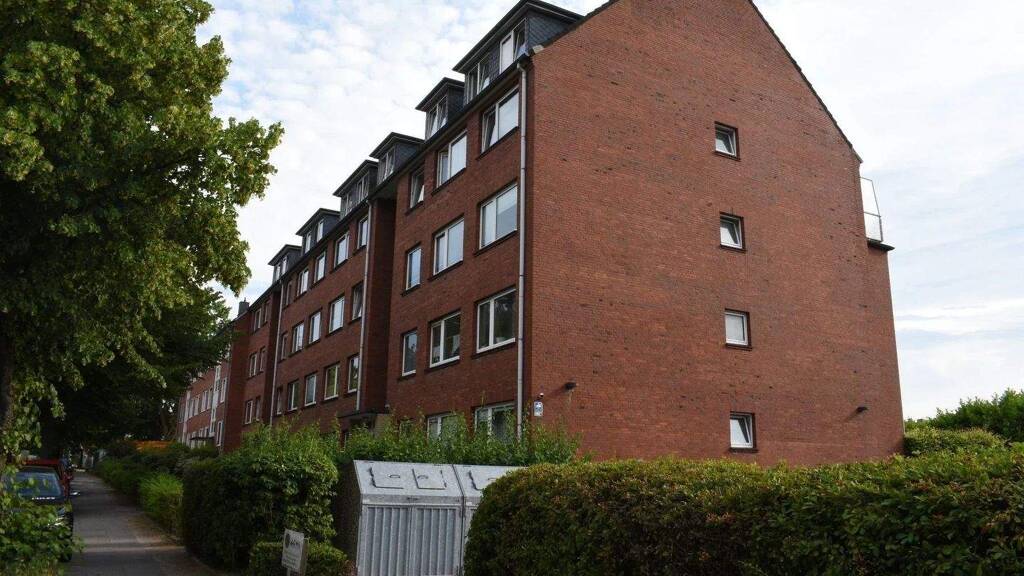 Wohnung zur Miete 1.075 € 2,5 Zimmer 71 m² 1. Geschoss Wandsbek Hamburg 22041