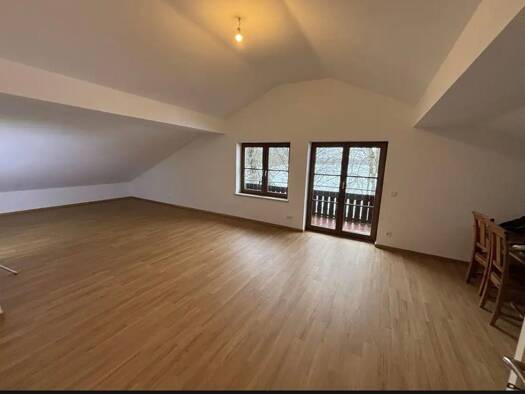 Wohnung zur Miete 1.000 € 2 Zimmer 70 m² Geschoss 1/2 frei ab 15.05.2026 Bad Aibling 83043