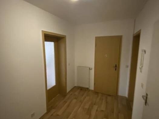 Studio zur Miete 330 € 3 Zimmer 57 m² 2. Geschoss Kreuzstr. 3 Roßwein 04741