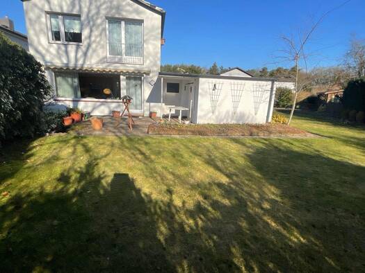 Einfamilienhaus zum Kauf 385.000 € 5 Zimmer 109 m² 800 m² Grundstück Harksheide Norderstedt 22844