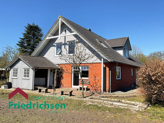 Einfamilienhaus zum Kauf 279.000 € 3 Zimmer 118,4 m² 627 m² Grundstück Langenhorn 25842