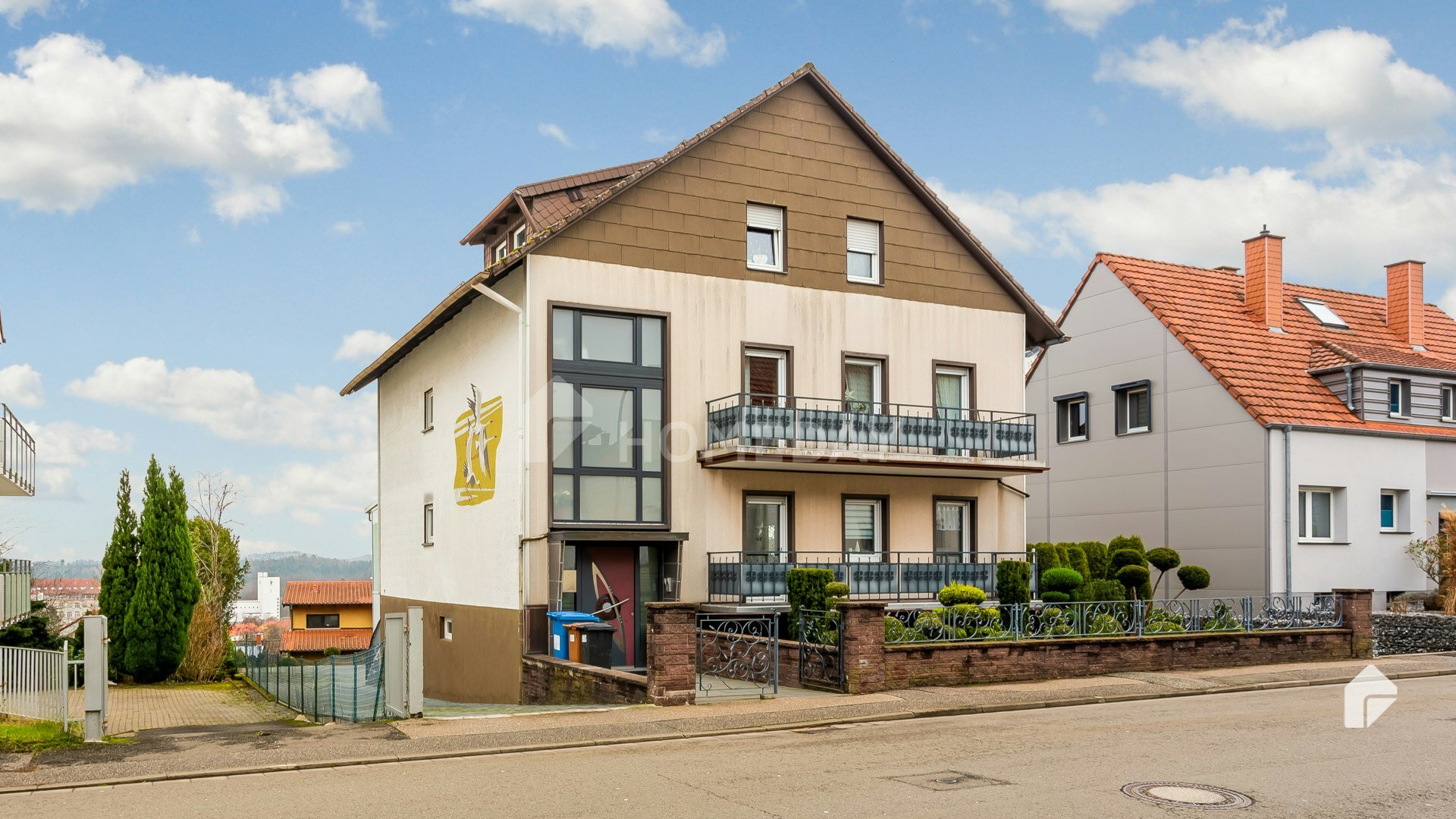 Mehrfamilienhaus zum Kauf 390.000 € 9 Zimmer 300 m²<br/>Wohnfläche 678 m²<br/>Grundstück Südliches Stadtgebiet - Kirchberg - Süd Pirmasens 66954