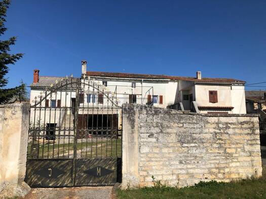 Mehrfamilienhaus zum Kauf 310.000 € 10 Zimmer 380 m² Sveti Petar u Šumi, Sveti Petar U Šumi Sveti Petar u Šumi 52404