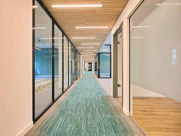 Bürofläche zur Miete - Erstbezug 300 m² Bürofläche Heltorfer Straße 2-6 Lichtenbroich Düsseldorf 40472