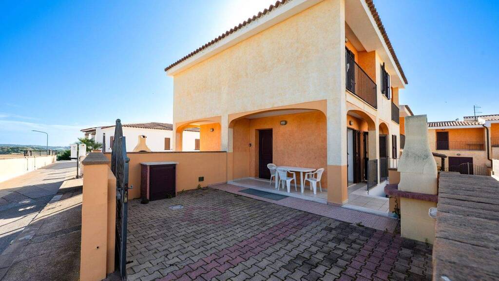 Haus zum Kauf 299.000 € 5 Zimmer 112 m² Orosei 08028