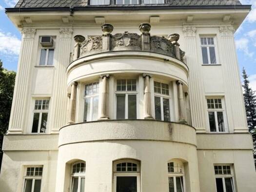 Haus zur Miete - Erstbezug 13.000 € 13 Zimmer 949 m² Grundstück Wien 1190