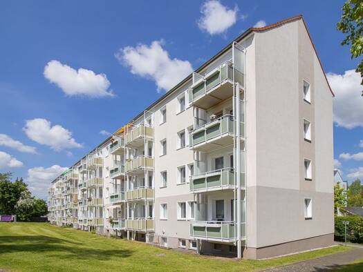 Wohnung zur Miete 377 € 3 Zimmer 58 m² 2. Geschoss frei ab sofort Limbacher Straße 121 Altendorf Altendorf 09116