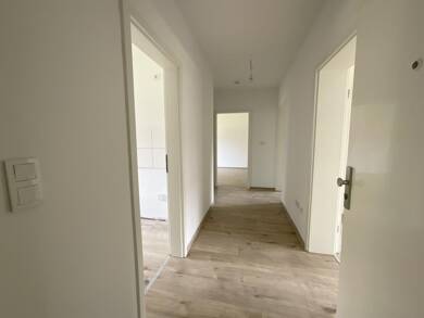 Wohnung zur Miete 499 € 3 Zimmer 64,8 m² 1. Geschoss Wiesenstraße 41 Sandhorst Aurich 26603