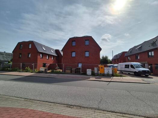 Reihenhaus zur Miete - Erstbezug 2.490 € 5,5 Zimmer 123 m² 215 m² Grundstück frei ab 01.12.2026 Garstedt Norderstedt 22846
