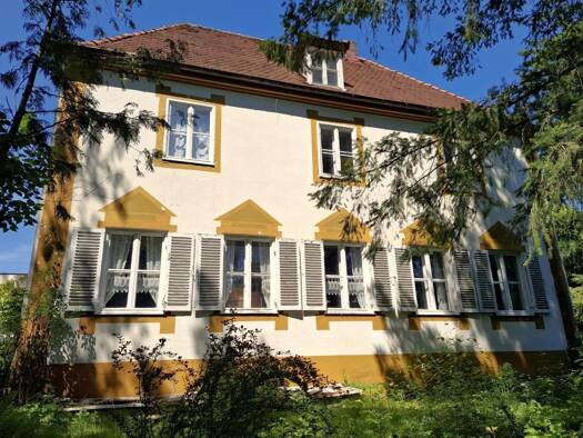 Einfamilienhaus zum Kauf 450.000 € 11 Zimmer 283,5 m² 1.644 m² Grundstück Neumarkt-Sankt Veit Neumarkt-Sankt Veit 84494