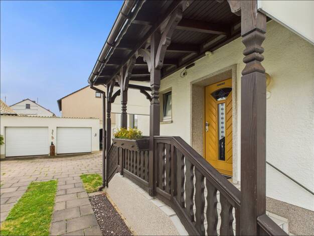 Mehrfamilienhaus zum Kauf 648.000 € 8 Zimmer 226 m² 751 m² Grundstück Großwelzheim Karlstein am Main 63791