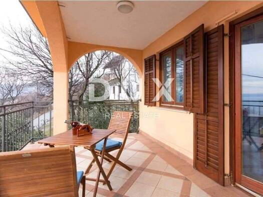 Einfamilienhaus zum Kauf 650.000 € 11 Zimmer 220 m² 500 m² Grundstück Novi Vinodolski 51250