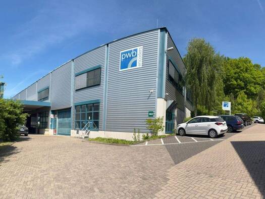 Lagerhalle zur Miete provisionsfrei 4,50 € 997 m² Lagerfläche teilbar ab 13 m² Am Goldberg 2 Stedtfeld Eisenach 99817