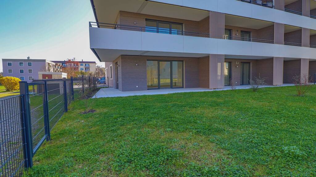 Terrassenwohnung zum Kauf 498.000 € 4 Zimmer 87,8 m² EG frei ab sofort Richard-Strauss-Straße 8 Freilassing 83395