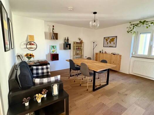 Wohnung zur Miete 1.150 € 3 Zimmer 70 m² Geschoss 2/2 frei ab 15.11.2026 Ost Stuttgart 70186