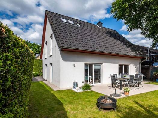 Einfamilienhaus zum Kauf 765.000 € 4 Zimmer 145 m² 400 m² Grundstück Poppenbüttel Hamburg 22399