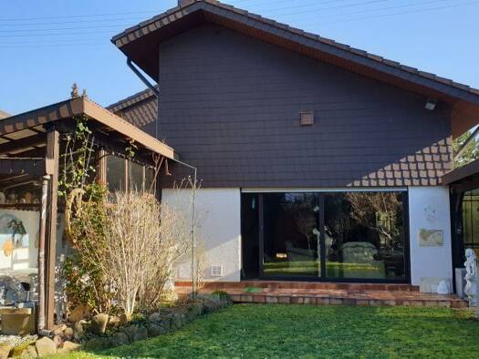 Einfamilienhaus zum Kauf 699.000 € 7 Zimmer 215 m² 604 m² Grundstück Odenwaldstraße 4 Wiesloch Wiesloch 69168