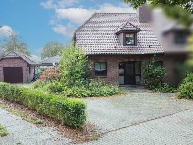 Doppelhaushälfte zum Kauf 340.000 € 5 Zimmer 123 m² 580 m² Grundstück Kellen Kleve 47533