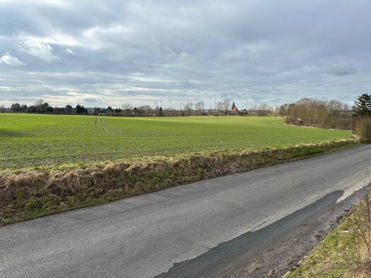 Grundstück zum Kauf 289.996 € 6.400 m² Grundstück Ganzkower Weg Altentreptow 17087