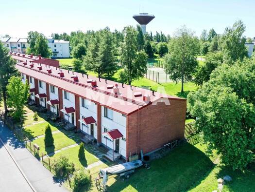 Reihenmittelhaus zum Kauf 125.000 € 3 Zimmer 82 m² 1.043 m² Grundstück Vapaudenkatu 12 Tornio 95400