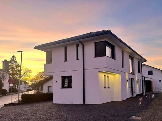 Einfamilienhaus zum Kauf - Erstbezug 595.000 € 5 Zimmer 150 m² 295 m² Grundstück Leutesheim Kehl 77694