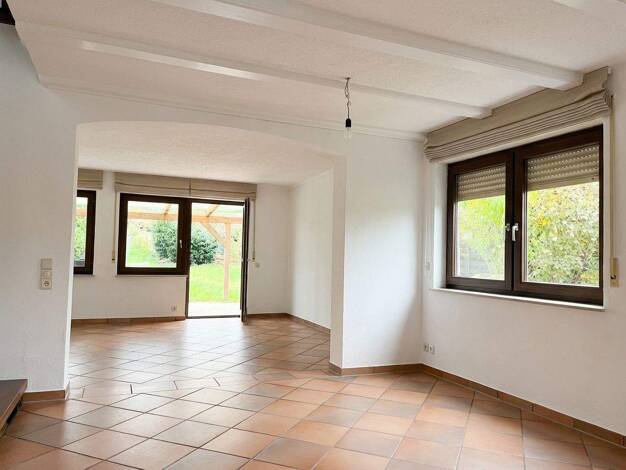 Reihenendhaus zum Kauf 389.000 € 5 Zimmer 132 m² 589 m² Grundstück Neuhausen Neuhausen Enzkreis 75242