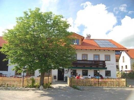 Mehrfamilienhaus zum Kauf 13 Zimmer 225 m² 2.180 m² Grundstück Sonnering Höslwang 83129