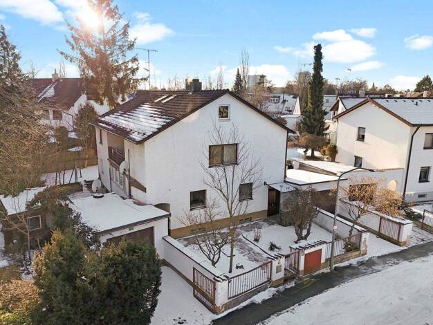 Mehrfamilienhaus zum Kauf provisionsfrei 990.000 € 9 Zimmer 210 m² 582 m² Grundstück Wildenfelser Str. 23 Aubing-Lochhausen-Langwied München 81249