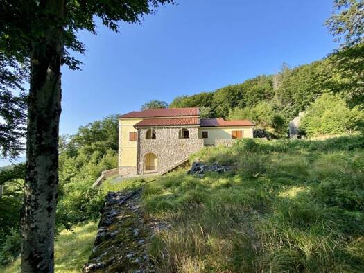 Haus zum Kauf 2.000.000 € 8 Zimmer 425 m² Mala Ucka, Opatija - Okolica Mala Učka