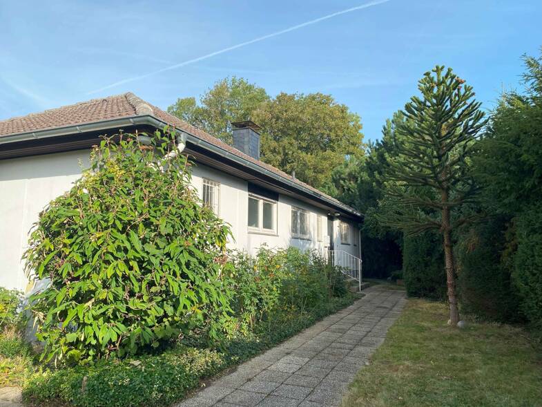 Bungalow zum Kauf 310.000 € 5 Zimmer 132 m² 959 m² Grundstück frei ab sofort Freiherr-vom-Stein-Straße 26 Bad Sassendorf Bad Sassendorf 59505
