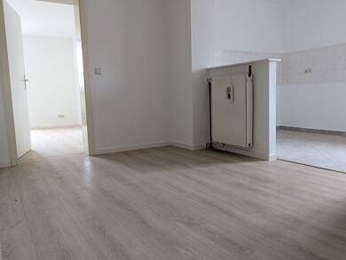 Wohnung zur Miete 402 € 3 Zimmer 66,9 m² Dachgeschoss frei ab sofort Brauhausstraße 13 Mücheln Mücheln (Geiseltal) 06249