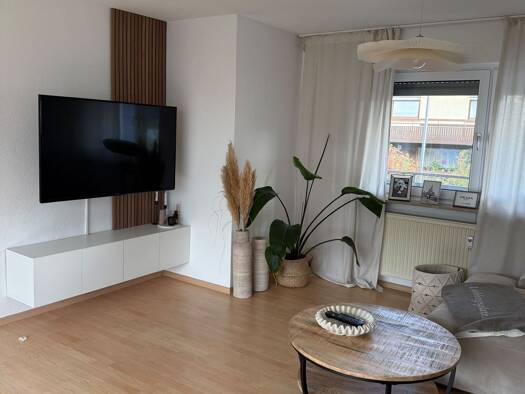 Wohnung zur Miete 825 € 4 Zimmer 96 m² Geschoss 1/3 frei ab 01.01.2027 Laudenbach 63925