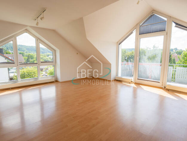 Wohnung zur Miete 950 € 4 Zimmer 103,6 m² Dachgeschoss Michelbach Michelbach an der Bilz 74544