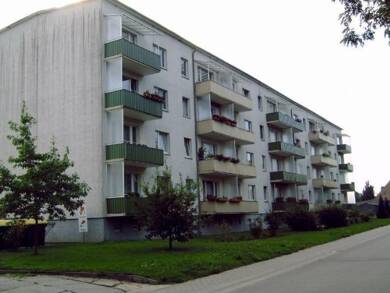 Wohnung zur Miete 290 € 3 Zimmer 61 m² 2. Geschoss frei ab sofort von-Arnim-Straße 46-52 Züsedom Rollwitz 17309