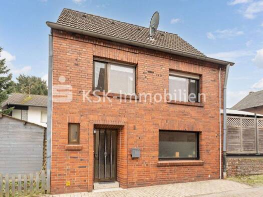 Einfamilienhaus zum Kauf 169.000 € 4 Zimmer 137 m² 319 m² Grundstück Niederembt Elsdorf 50189