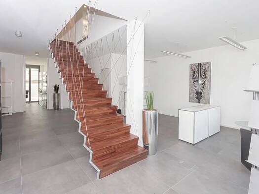 Büro zur Miete provisionsfrei 1.650 € 4 Zimmer 120 m² Bürofläche Nürtinger Straße 50 Lustnau Tübingen 72074