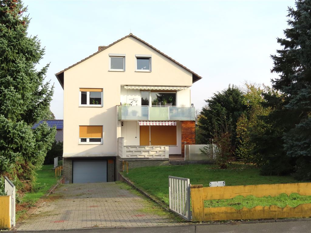 Mehrfamilienhaus zum Kauf 469.000 € 9 Zimmer 230 m²<br/>Wohnfläche 851 m²<br/>Grundstück Eichwald Kassel 34123